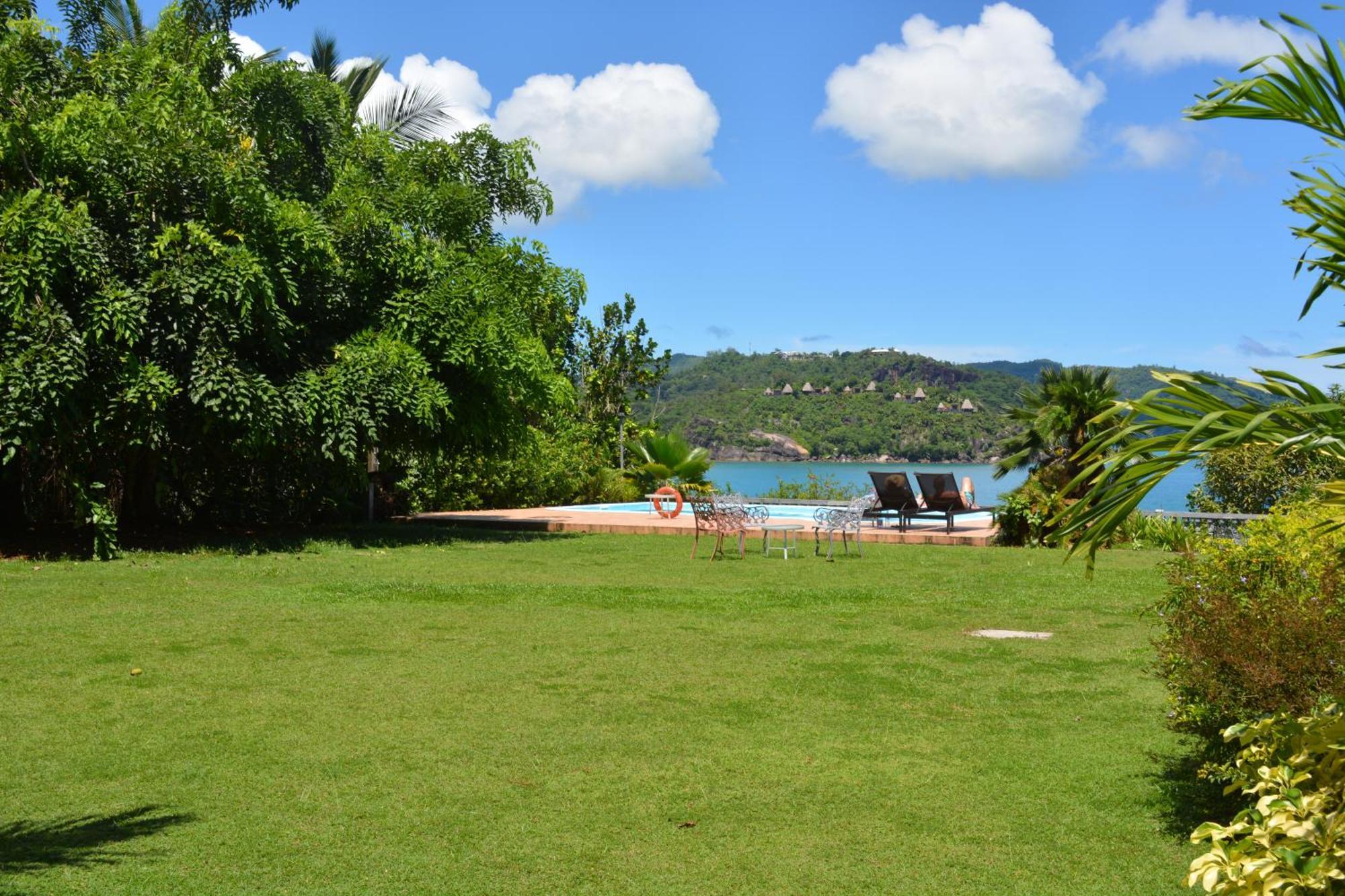 Bayview Villa -Sea Side Villa Anse Boileau Exterior foto