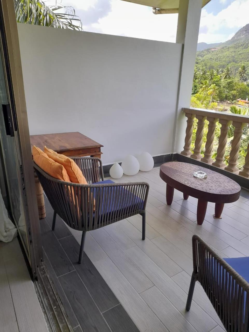 Bayview Villa -Sea Side Villa Anse Boileau Exterior foto